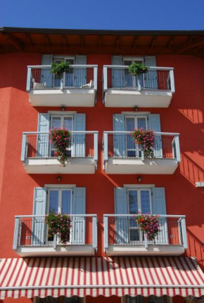 Гостиница Hotel Sport  Коредо